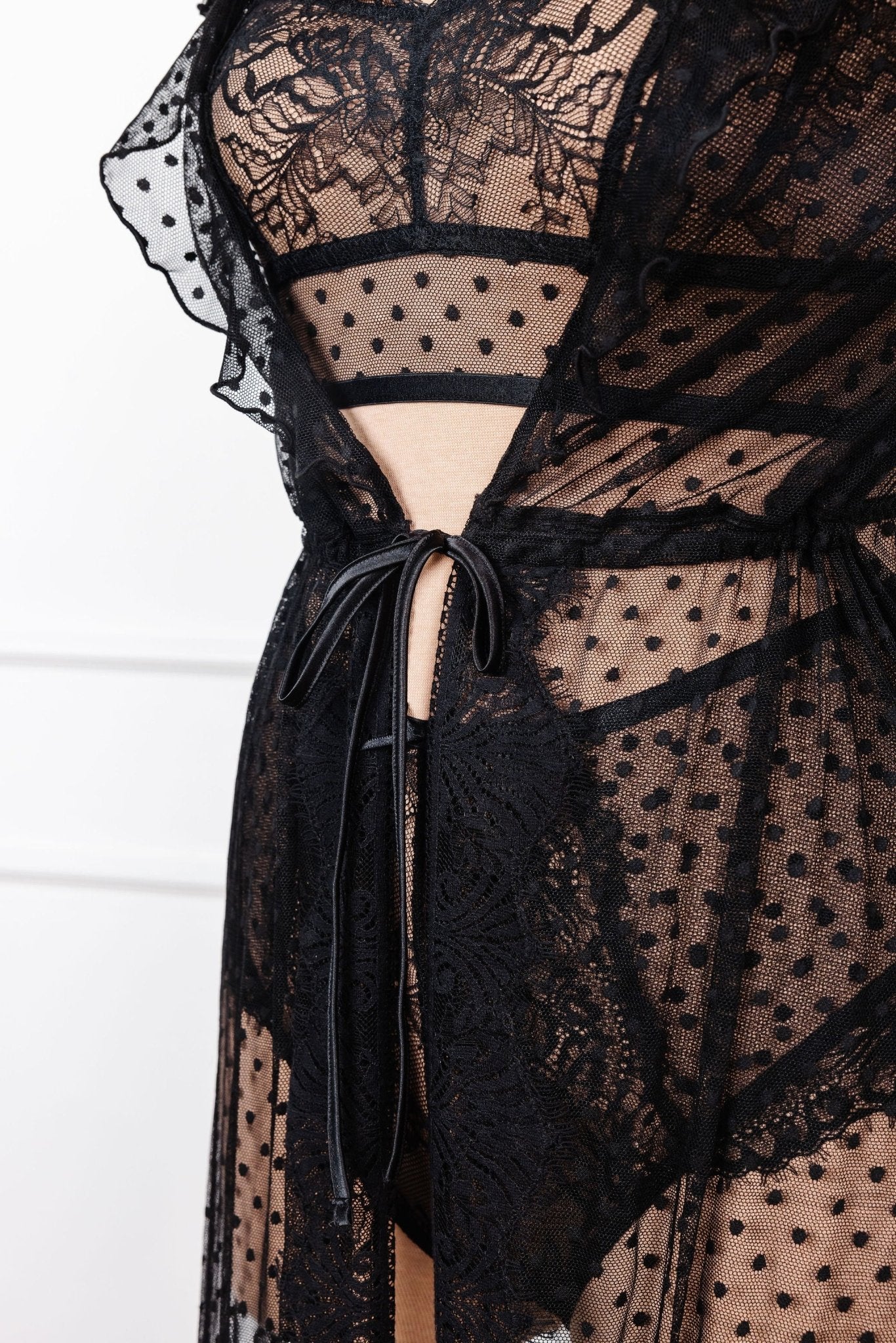 Lacy Off-The-Shoulder Bralette - Black - Image 12