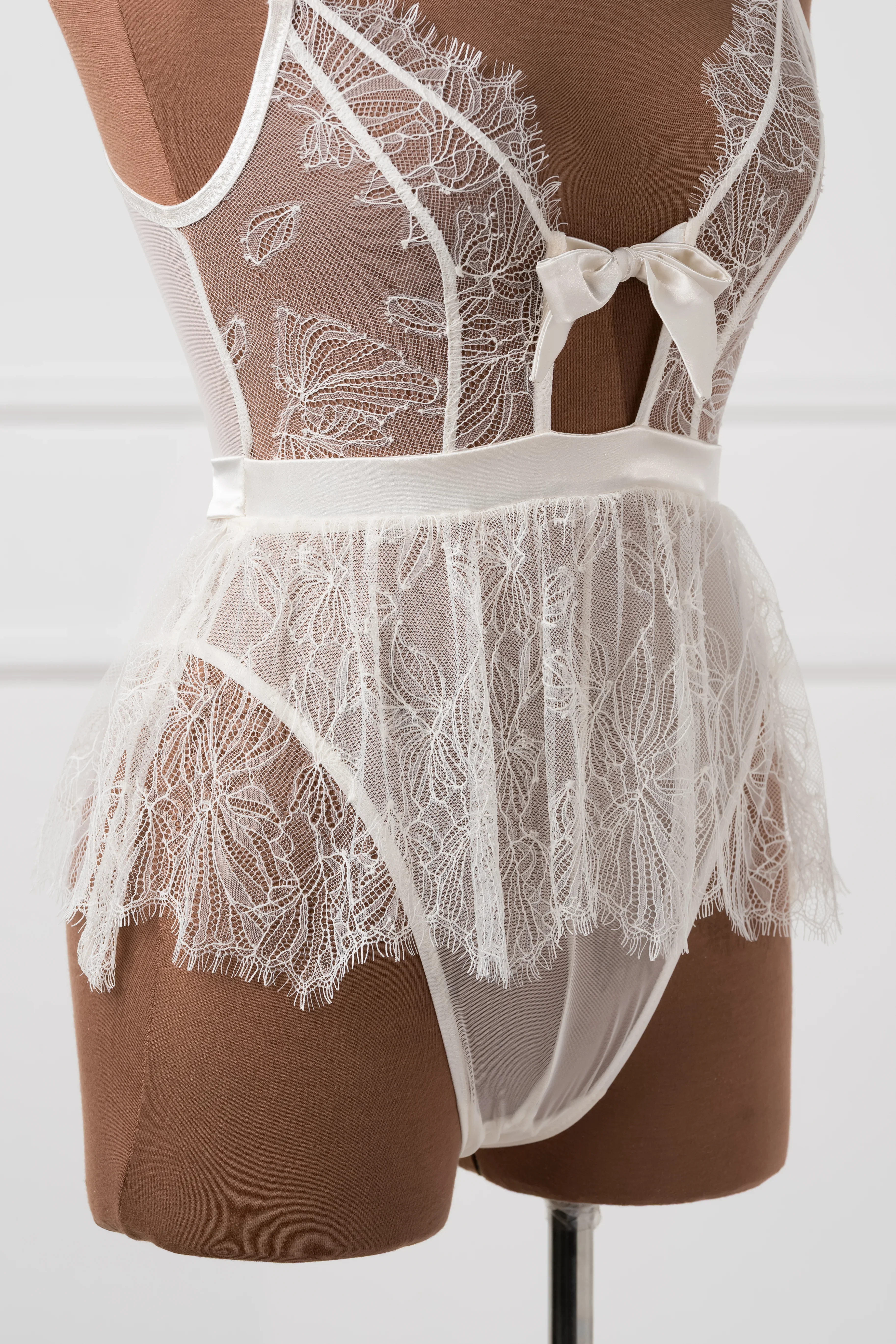 Eyelash Lace Crotchless Teddy - Pearl - Image 11