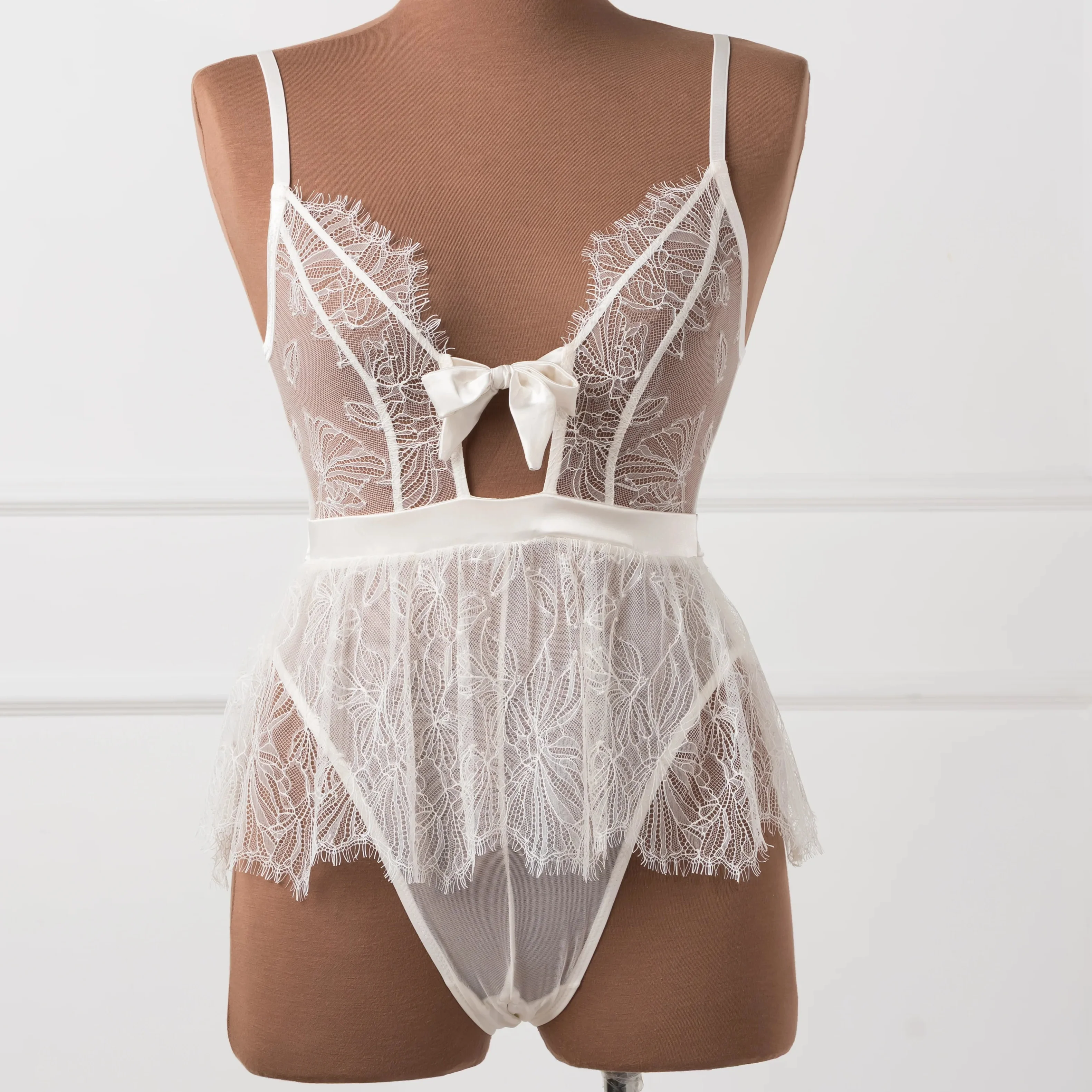 Eyelash Lace Crotchless Teddy - Pearl - Image 4