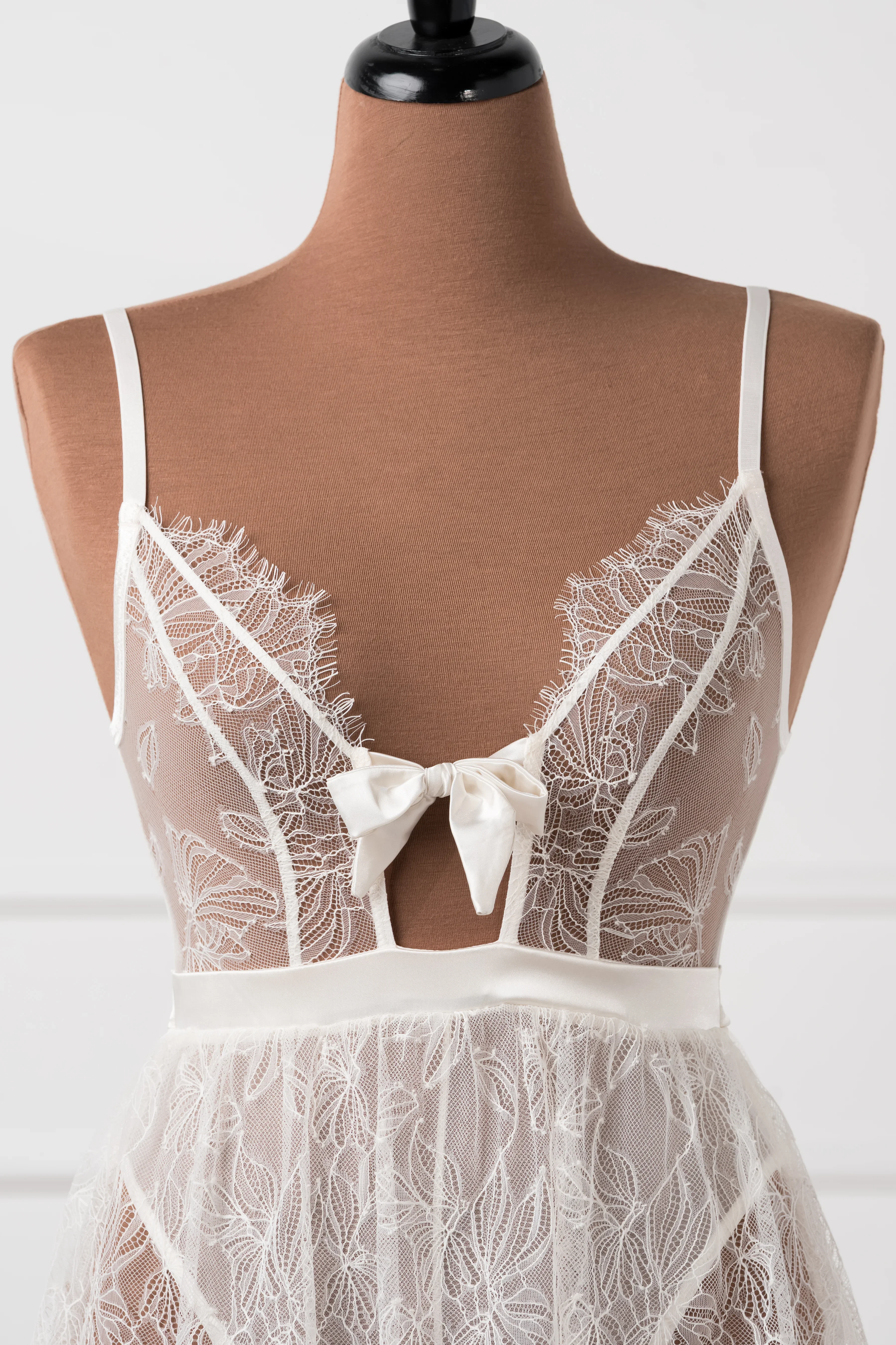 Eyelash Lace Crotchless Teddy - Pearl - Image 5