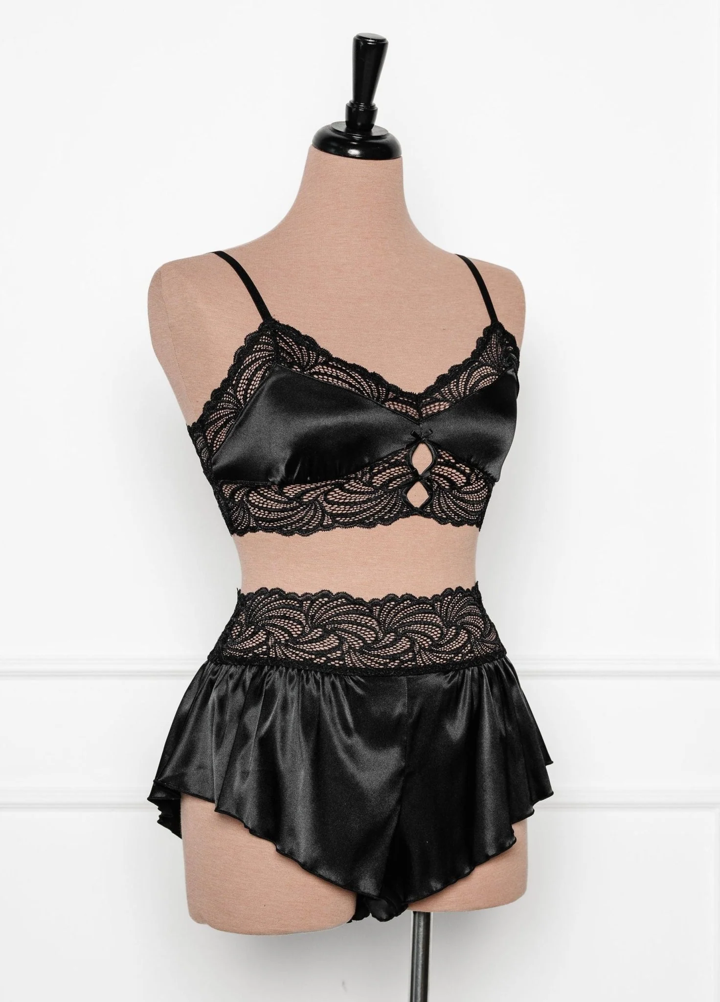 High Waist Lacy Satin Tap Shorts - Black - Image 10