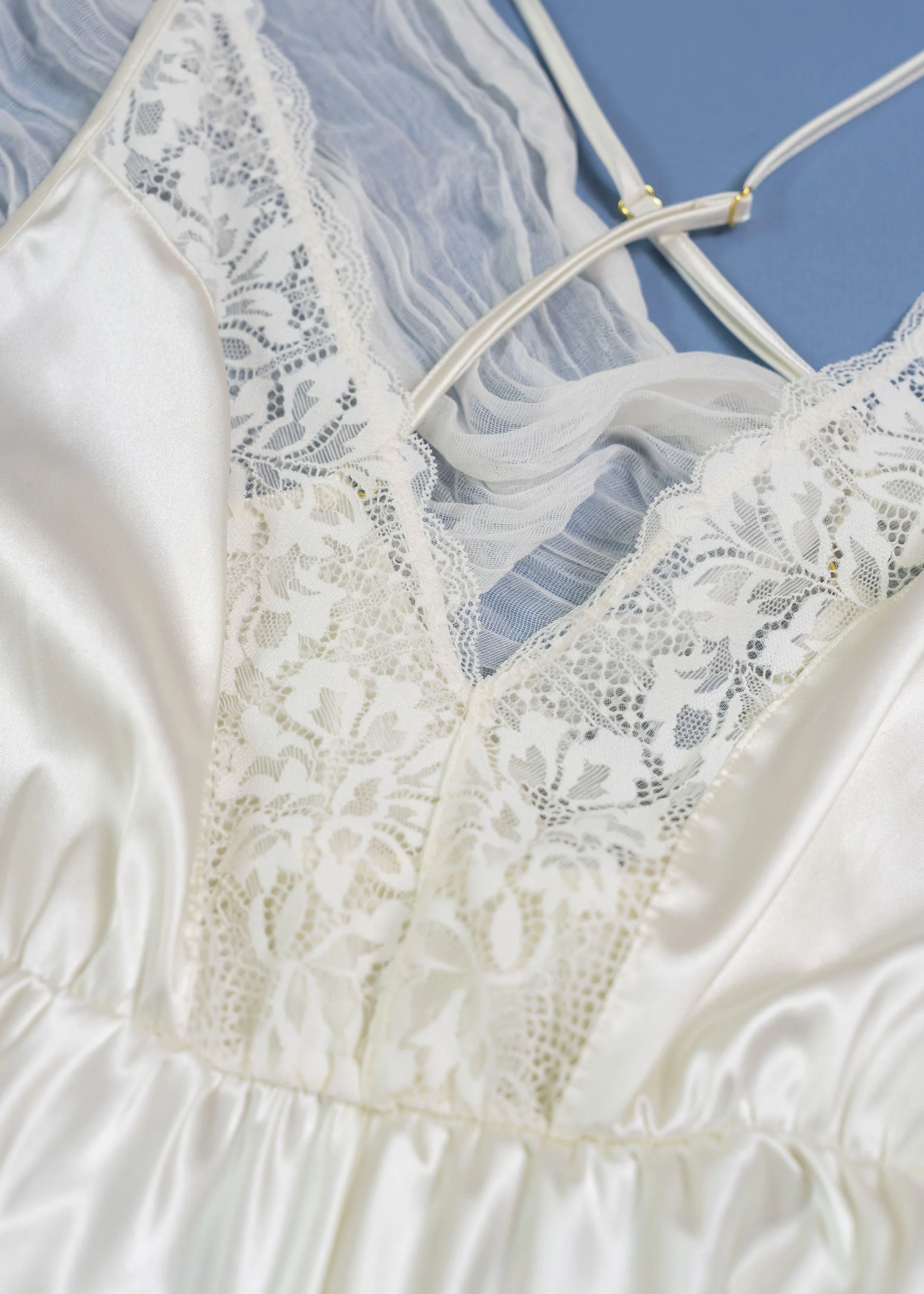 Lacy Plunge Satin Romper - Pearl - Image 10