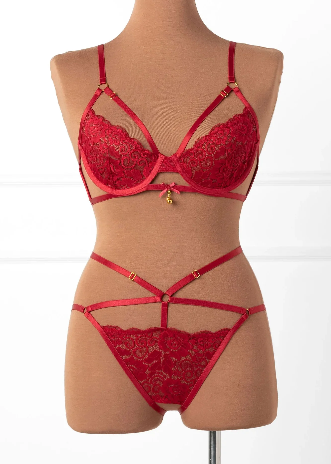 Lacy Underwire Charm Bralette - Red - Image 3