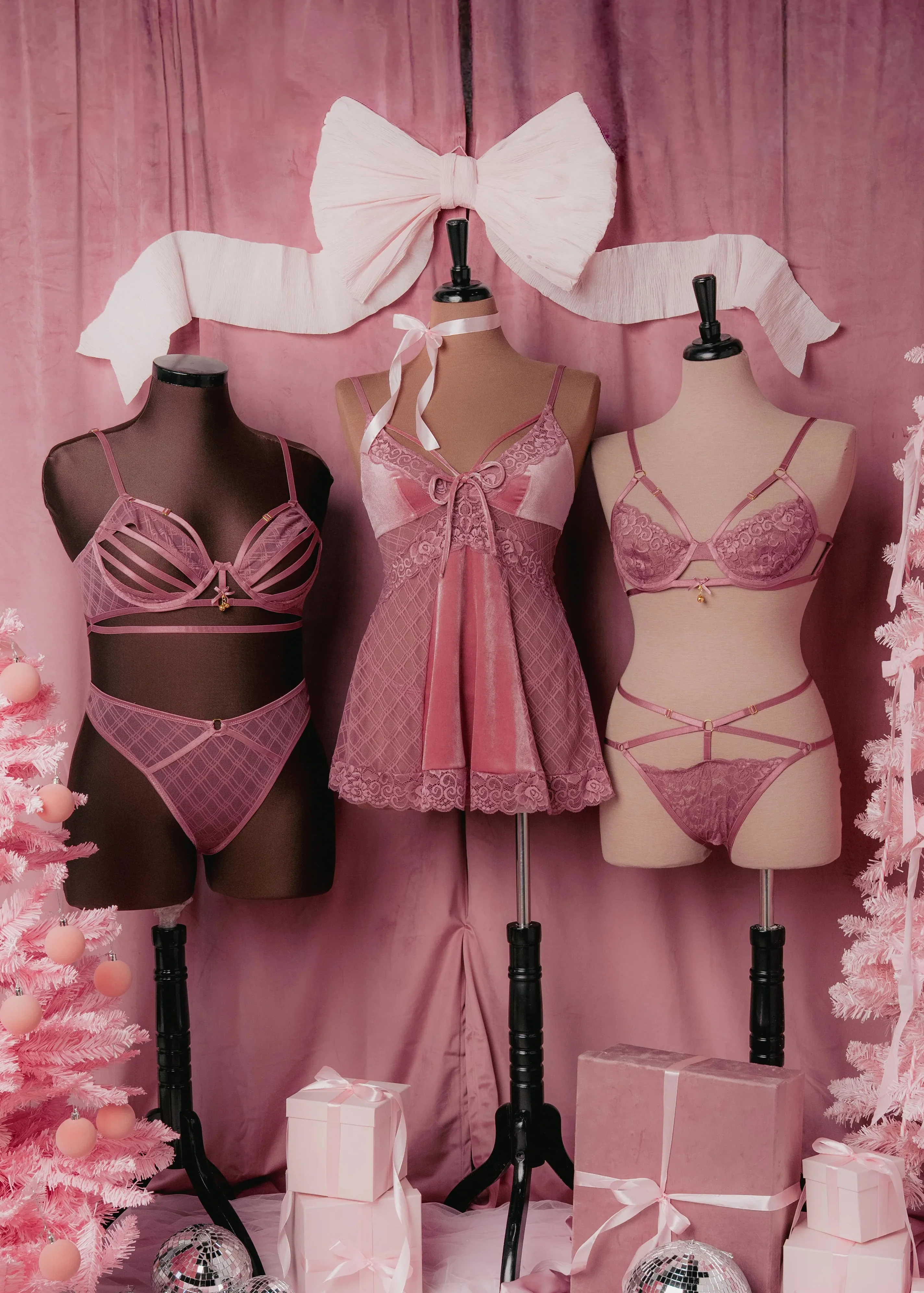 Lacy Underwire Charm Bralette - Sugarplum Pink - Image 14