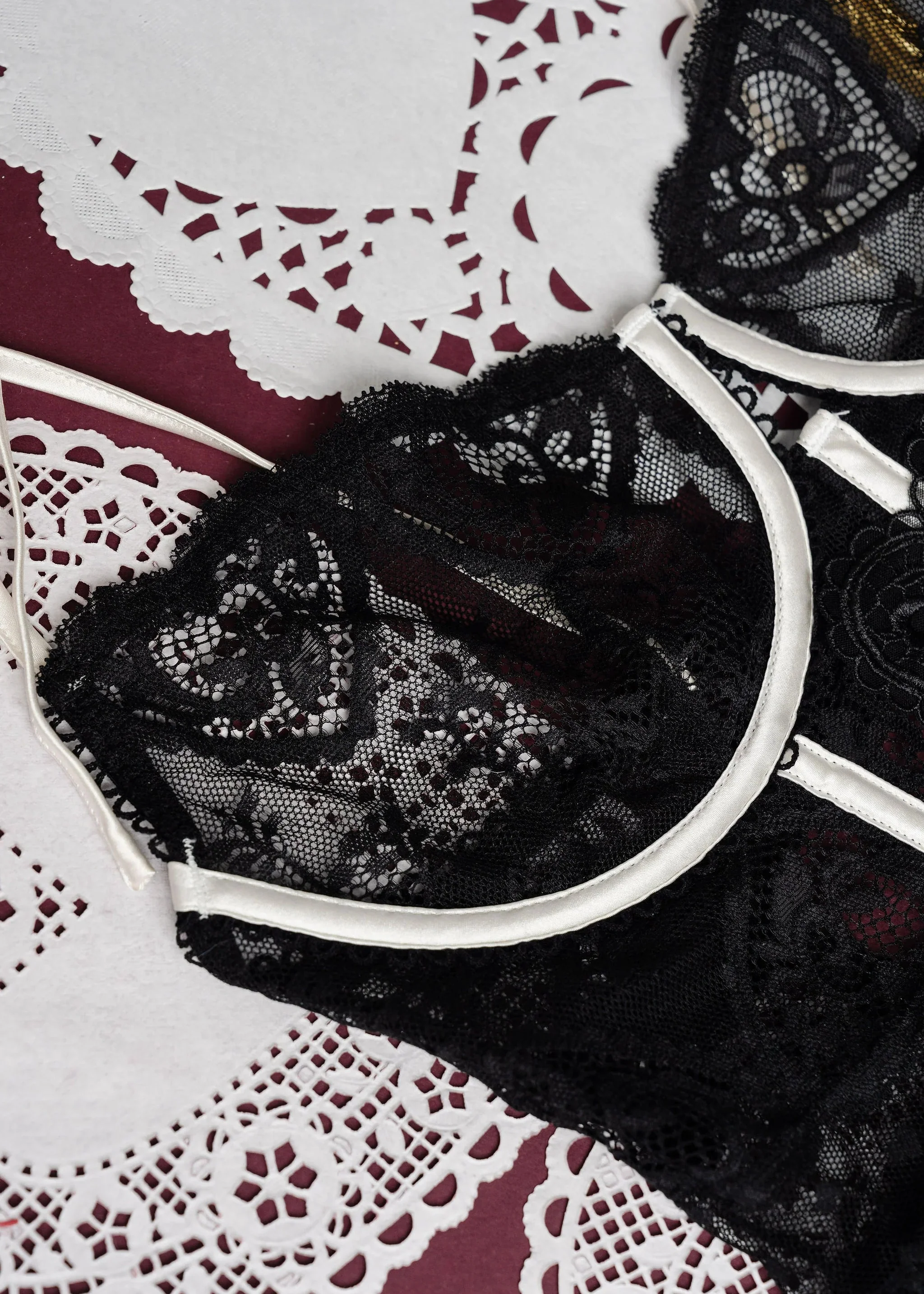 Lacy Underwire Ruched Babydoll - Black - Image 13