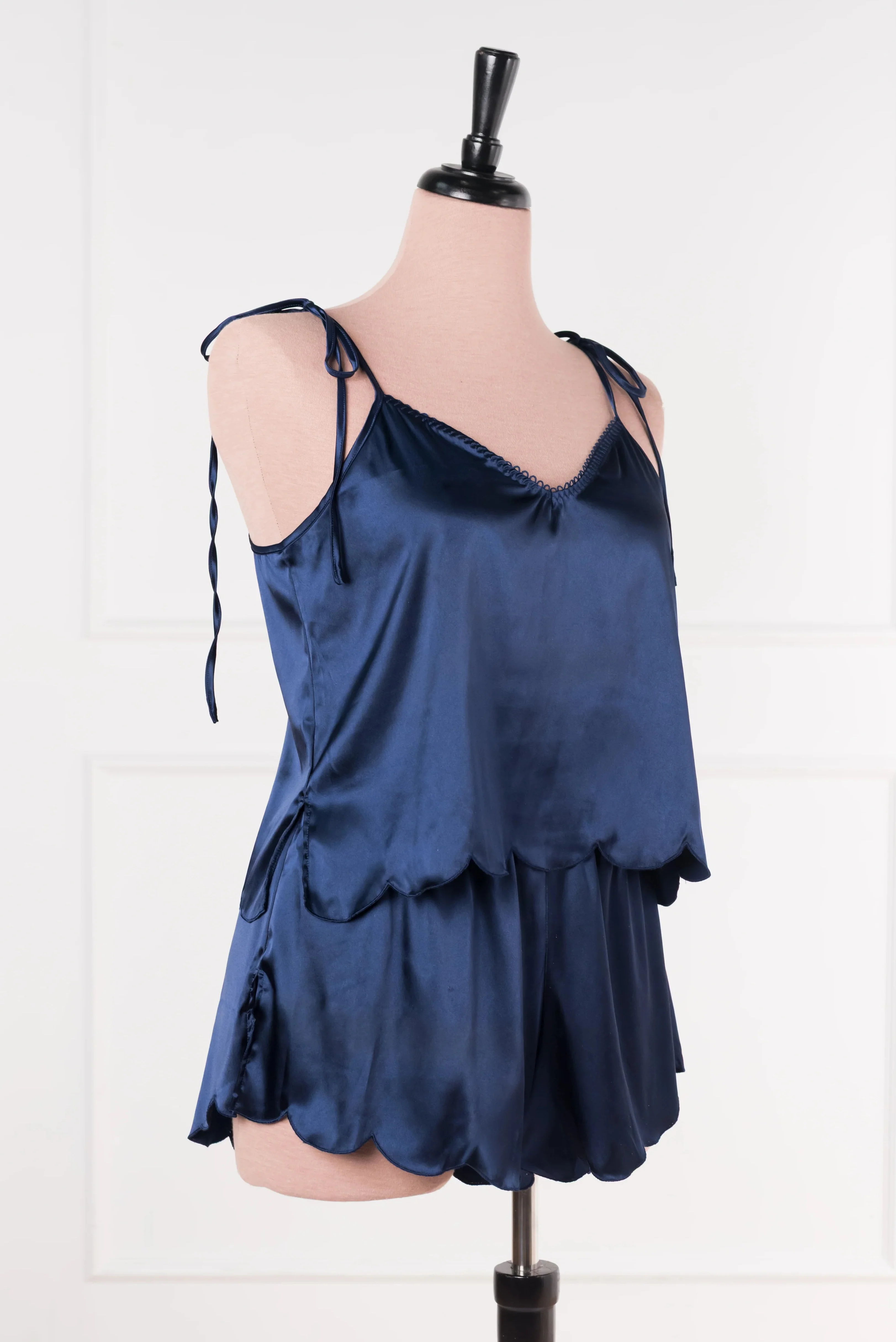 Scalloped Embroidered Satin Cami - Navy - Image 4