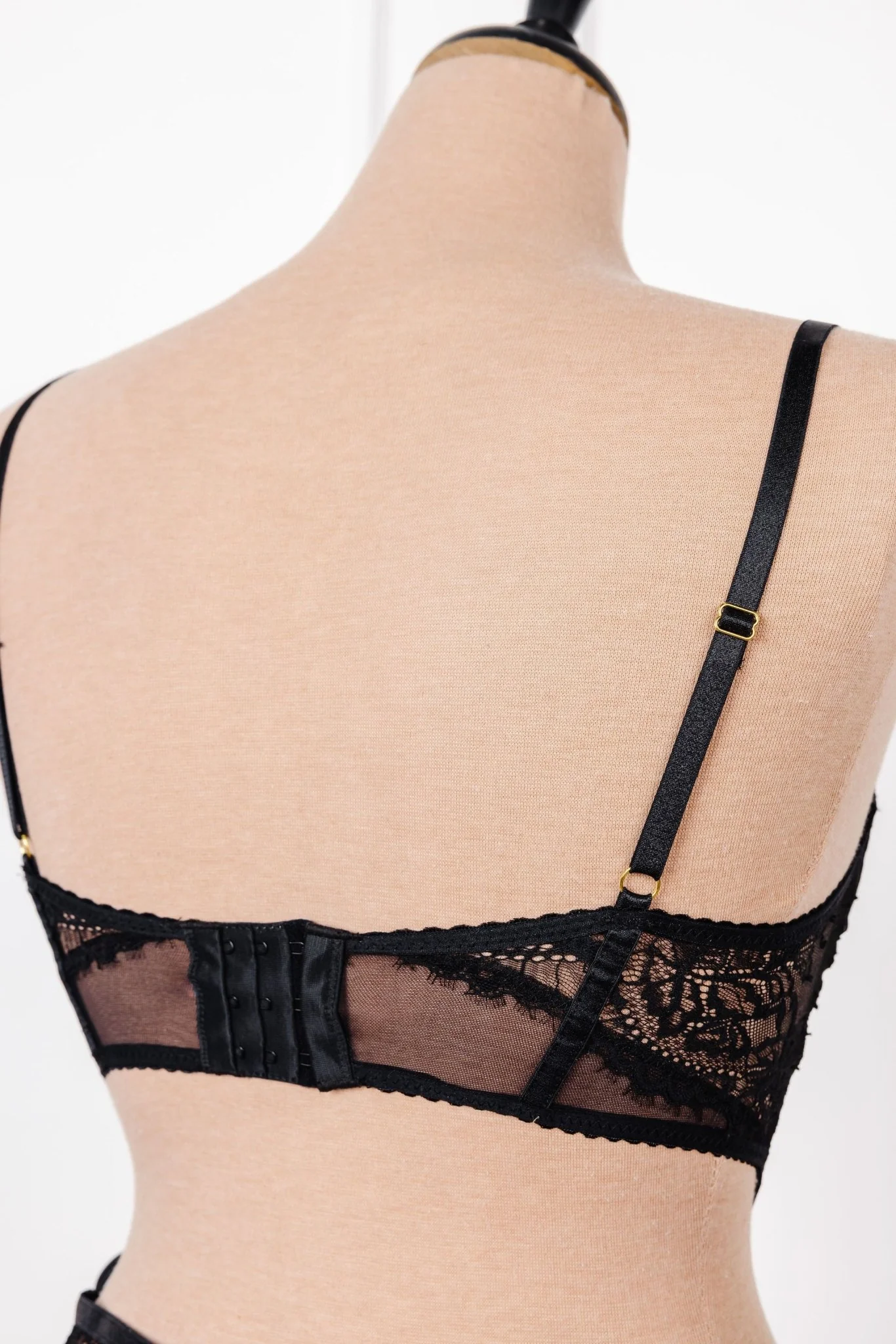 Lacy Underwire Corset - Black - Image 7